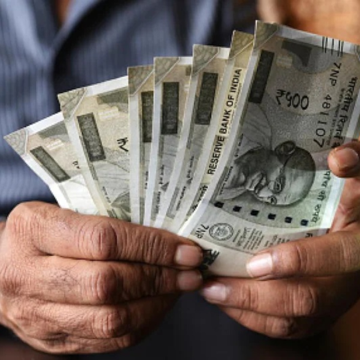 অষ্টম বেতন কমিশনের সুপারিশগুলি সম্ভবত ১ জানুয়ারি, ২০২৬ থেকে কার্যকর হবে অষ্টম বেতন কমিশনের সুপারিশগুলি সম্ভবত ১ জানুয়ারি, ২০২৬ থেকে কার্যকর হবে