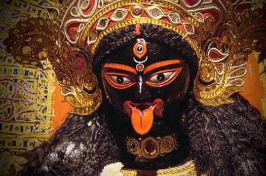  মহাকালীর দশ মাথা, দশ হাত এবং দশ পা