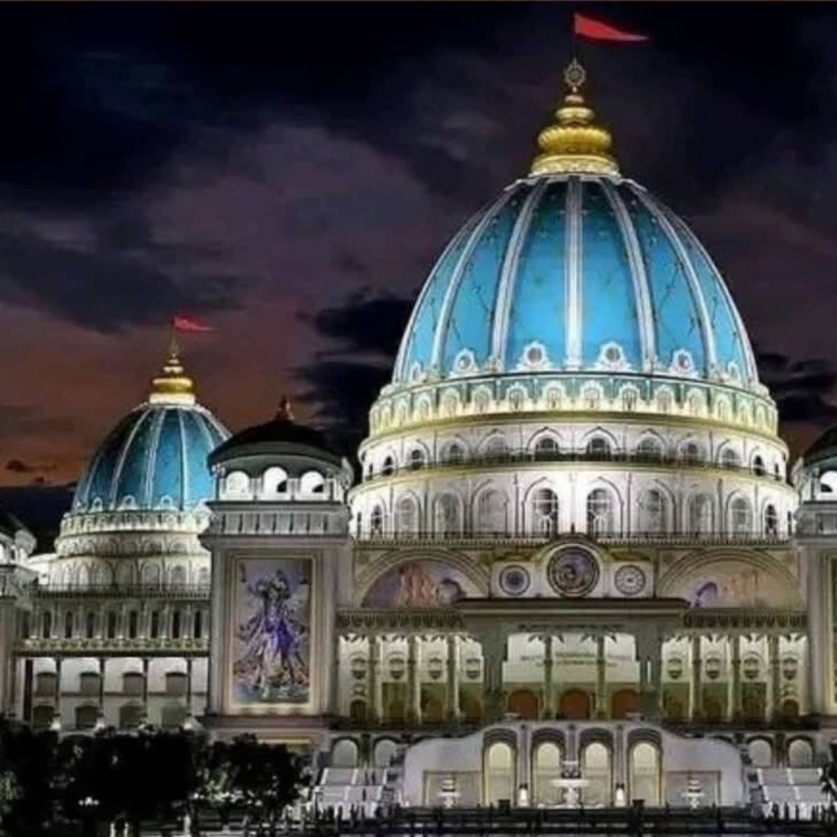 বারাসাত সন্ধানী ক্লাবের এবারের থিম মায়াপুরের ইসকন মন্দির। ১১ নম্বর রেল গেটের পাশের এই পুজো বেশ বিখ্যাত।