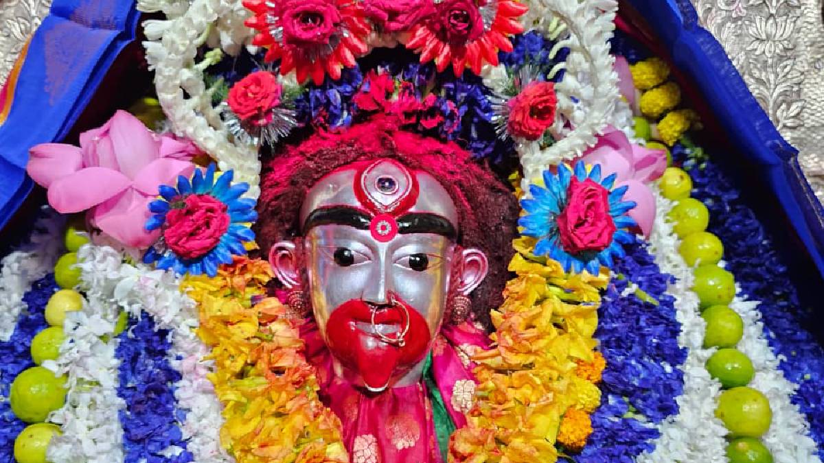 সন্ধ্যারতির পর শীতল ভোগ হয়