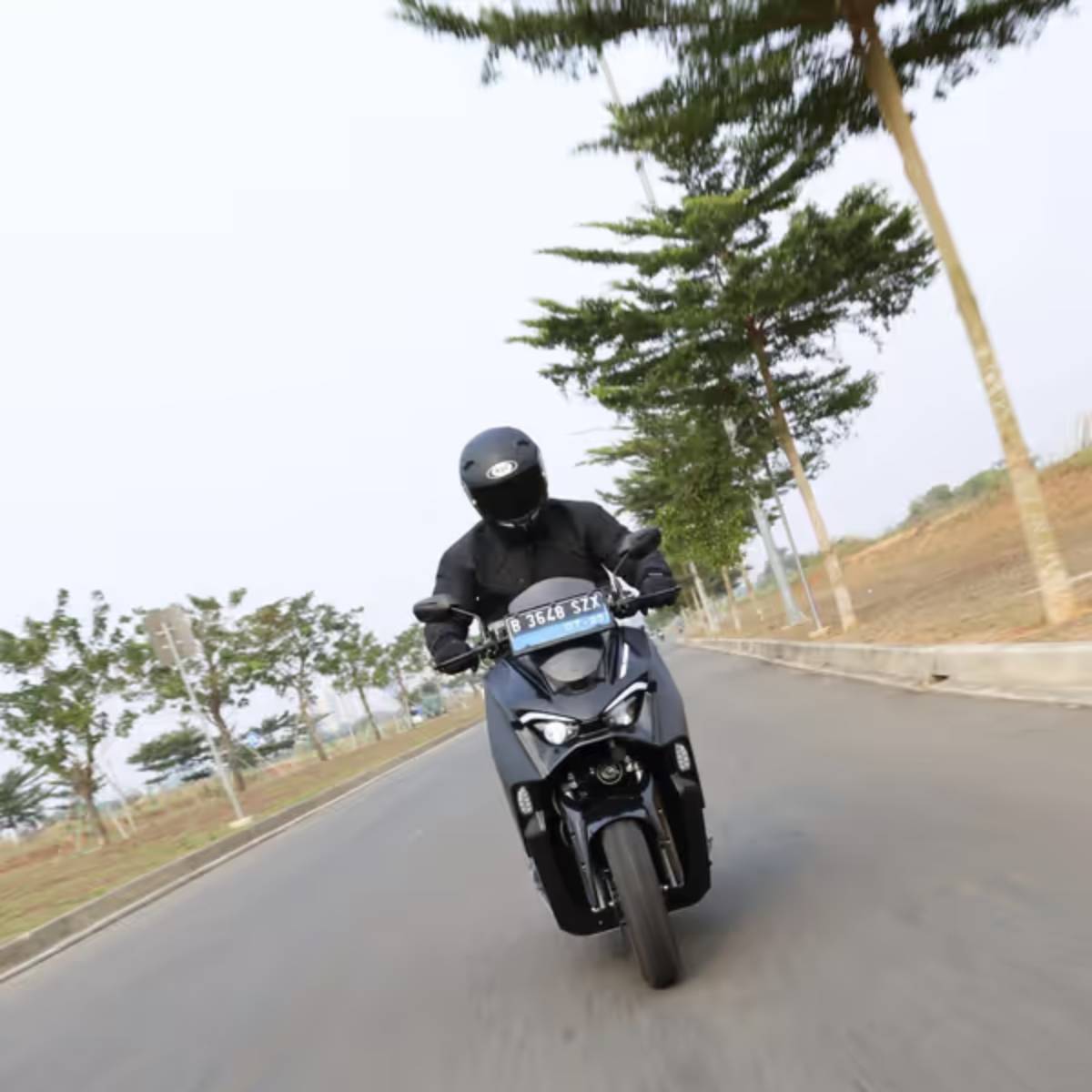 উভয় কোম্পানির লক্ষ্য হল M1-S এর মাধ্যমে শহুরে বাজারে একটি বৈদ্যুতিক স্কুটার লঞ্চ করা, যা স্টাইলিশ এবং পারফরম্যান্সের দিক থেকে শক্তিশালী।