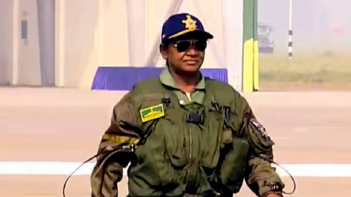 সামরিক বাহিনীর সর্বাধিনায়িক হলেন দ্রৌপদি মুর্মু সামরিক বাহিনীর সর্বাধিনায়িক হলেন দ্রৌপদি মুর্মু