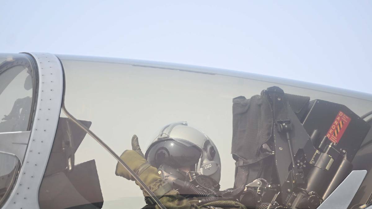 ২০১৬ সাল থেকে এই ফাইটার জেট ব্যবহার করছে বায়ুসেনা ২০১৬ সাল থেকে এই ফাইটার জেট ব্যবহার করছে বায়ুসেনা