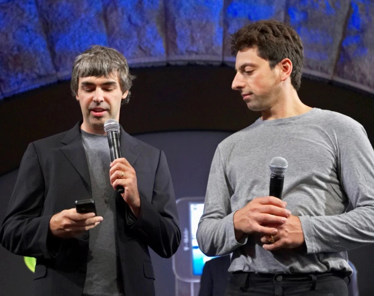 দুজন ধনকুবেরের সম্পদ বেড়েছে দুজন ধনকুবেরের সম্পদ বেড়েছে