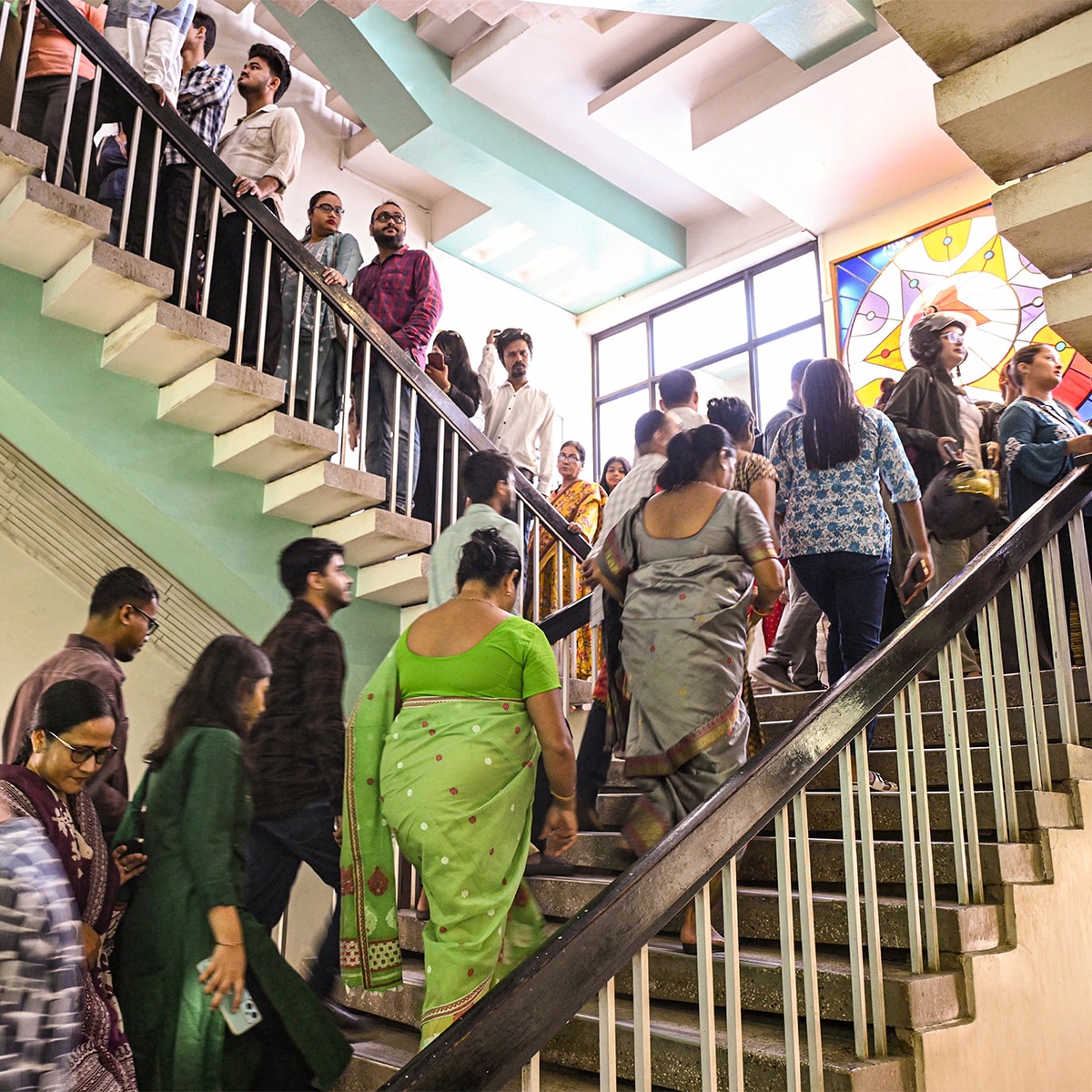 Roi Roi Binale review Roi Roi Binale review