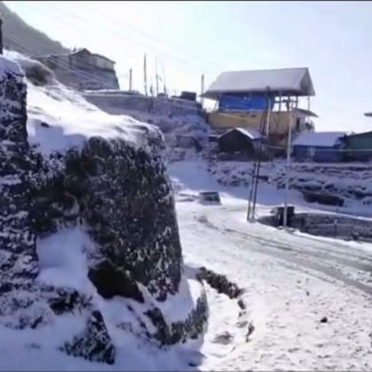 স্নো-ফল