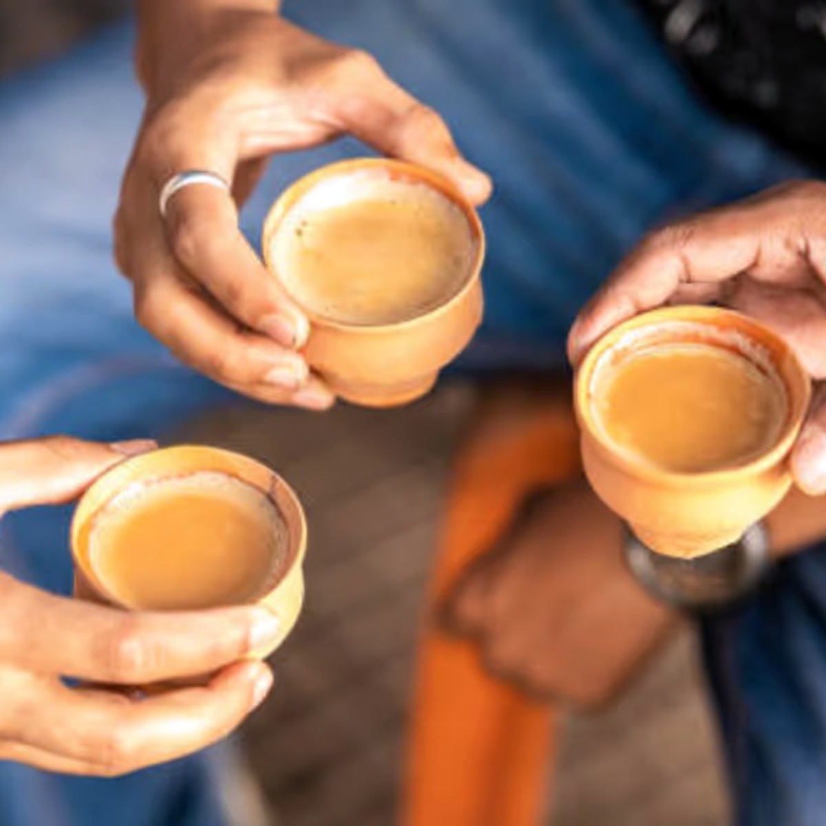 দুধ-চা দুধ-চা