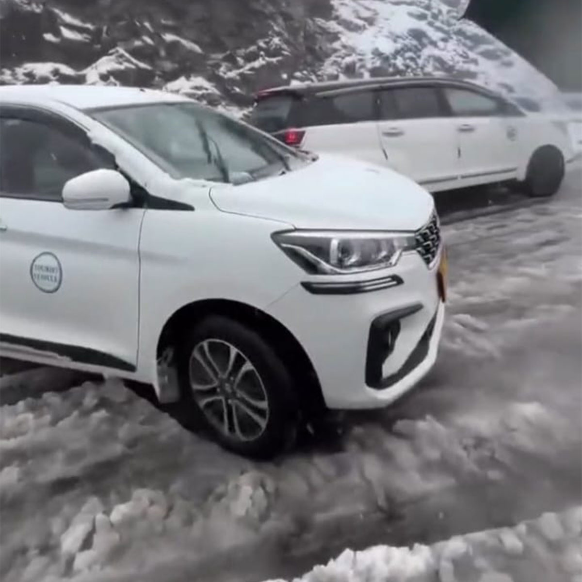 স্নো-ফল