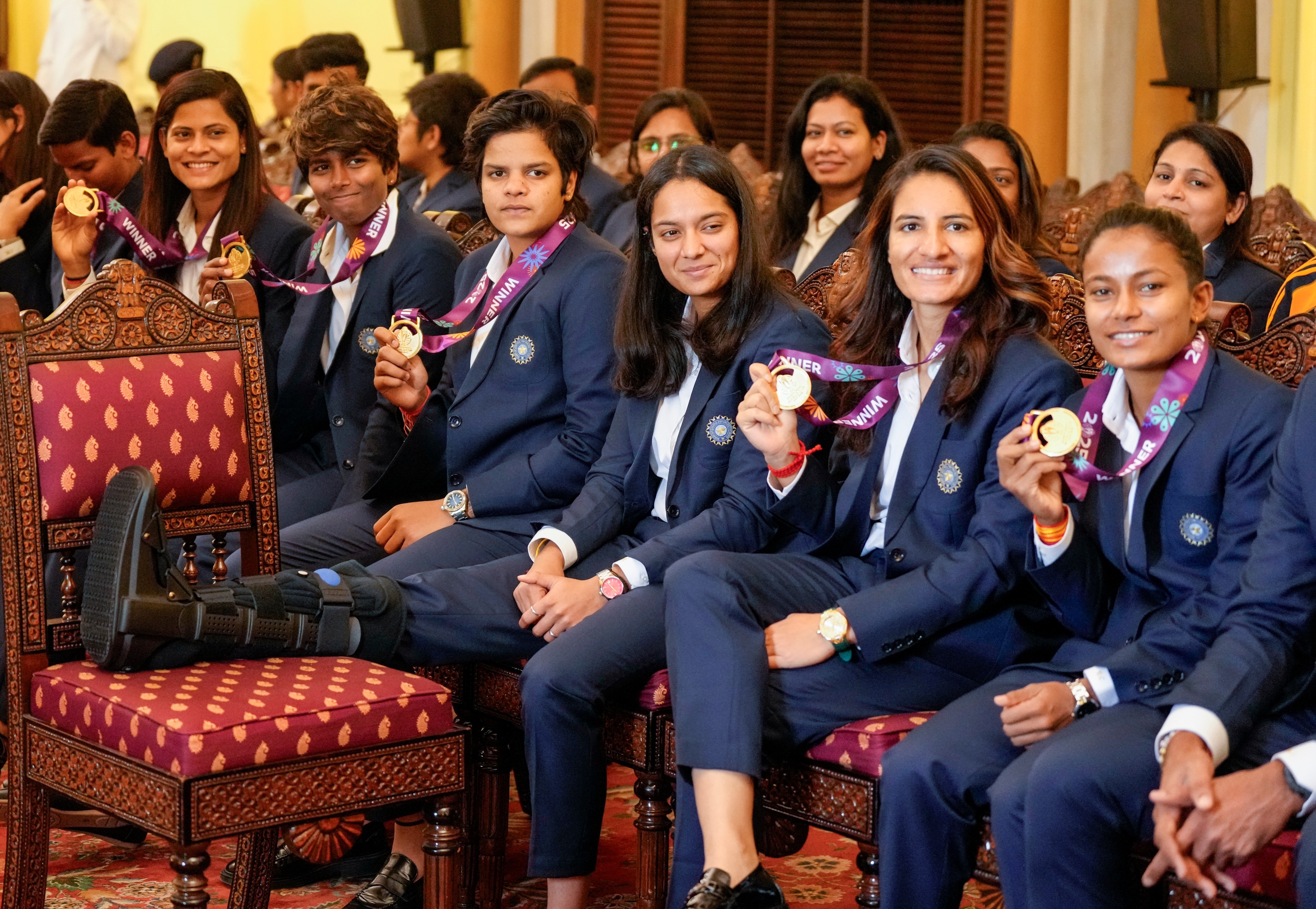 হরমনপ্রীতদের সঙ্গে দেখা করলেন নমো হরমনপ্রীতদের সঙ্গে দেখা করলেন নমো