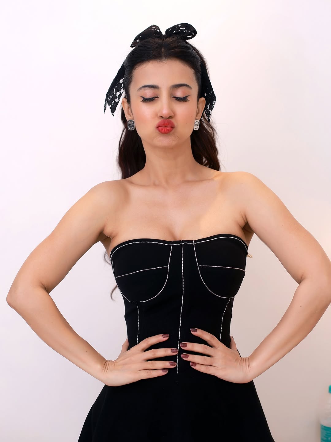 Bold Monami Ghosh Bold Monami Ghosh