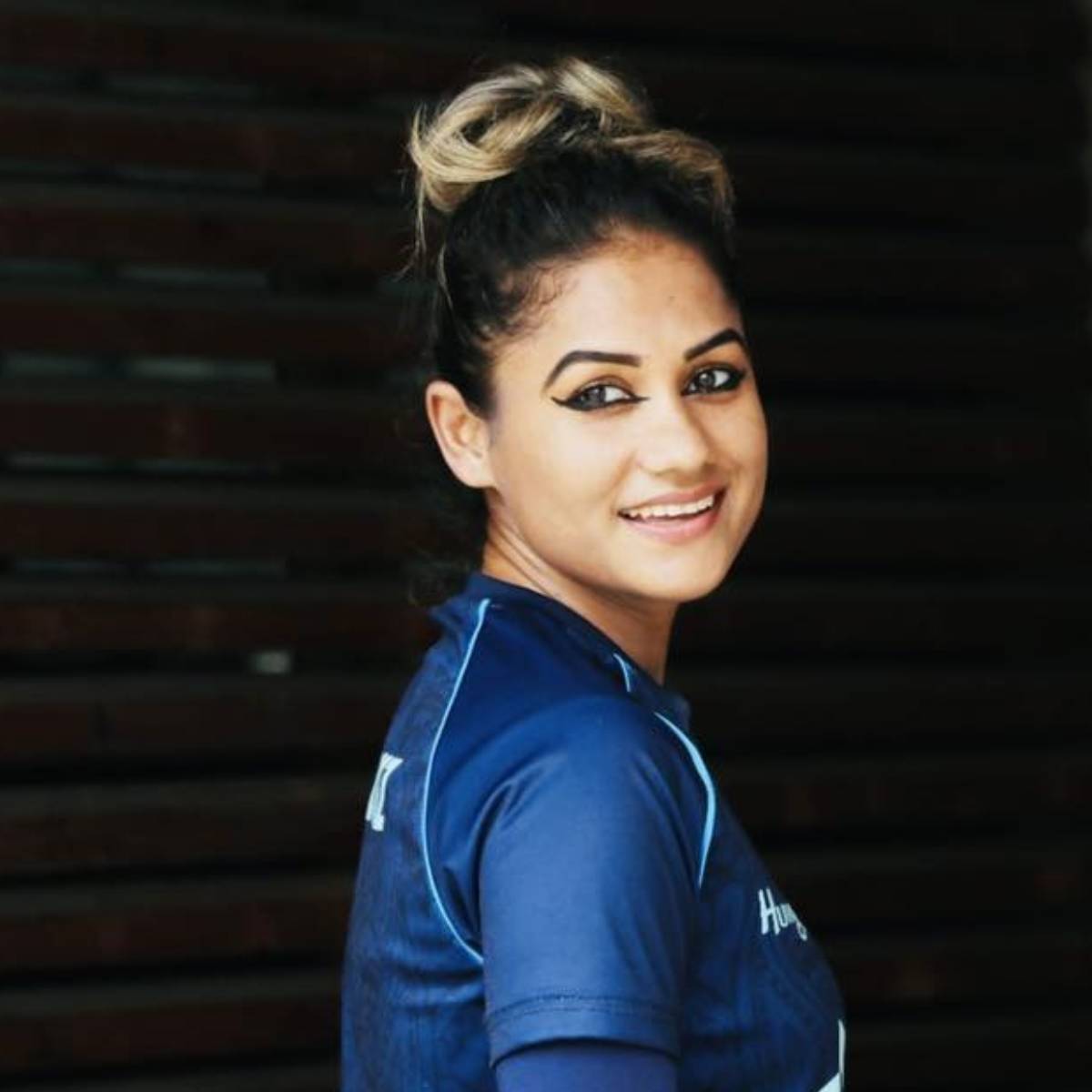 বাংলাদেশ ক্রিকেটে নজিরবিহীন যৌন হেনস্থার অভিযোগ। একের পর এক বোমা ফাটিয়ে চলেছেন জাহানারা আলম। প্রাক্তন ক্যাপ্টেন জাহানারা বর্তমানের বিরুদ্ধে তুলেছেন মারধোরের অভিযোগ। আর এবার প্রাক্তন নির্বাচক ও কো অর্ডিনেটরের বিরুদ্ধে যৌন হেনস্থার অভিযোগ। সব মিলিয়ে বেশ চা বাংলাদেশ ক্রিকেটে নজিরবিহীন যৌন হেনস্থার অভিযোগ। একের পর এক বোমা ফাটিয়ে চলেছেন জাহানারা আলম। প্রাক্তন ক্যাপ্টেন জাহানারা বর্তমানের বিরুদ্ধে তুলেছেন মারধোরের অভিযোগ। আর এবার প্রাক্তন নির্বাচক ও কো অর্ডিনেটরের বিরুদ্ধে যৌন হেনস্থার অভিযোগ। সব মিলিয়ে বেশ চা