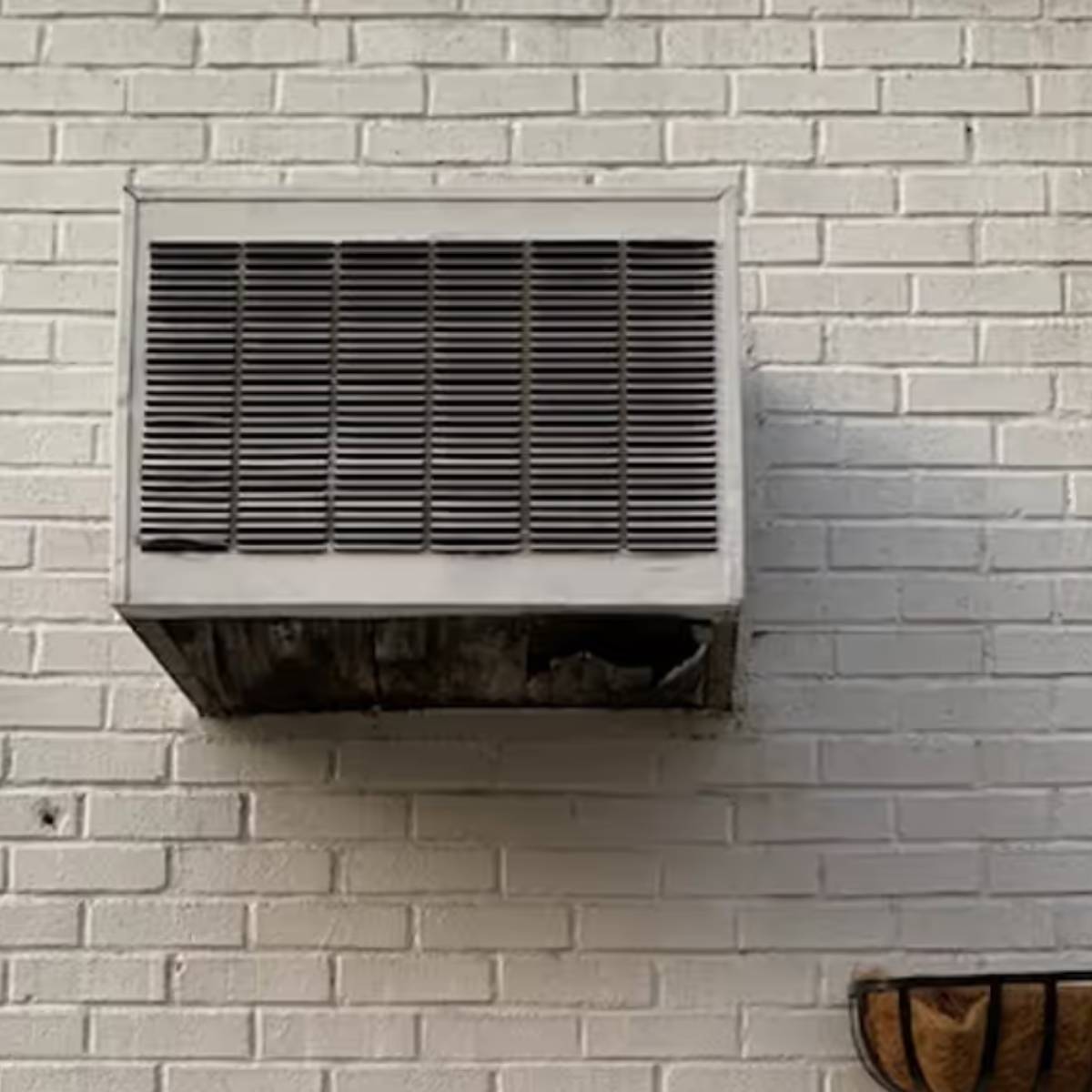 সামগ্রিকভাবে, অফ-সিজনে আপনি একটি দুর্দান্ত ডিল পাবেন। যদি আপনি একটি এসি কেনার পরিকল্পনা করেন, তাহলে এটি একটি ভাল বিকল্প।