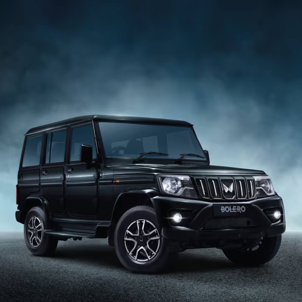দেশের সবচেয়ে সস্তা ডিজেল গাড়ি বোলেরোতে ১.৫ লিটার, তিন সিলিন্ডার ডিজেল ইঞ্জিন রয়েছে যা ৭৬ বিএইচপি শক্তি উৎপন্ন করে এবং ১৭ কিমি/লিটার মাইলেজ দেয়। দেশের সবচেয়ে সস্তা ডিজেল গাড়ি বোলেরোতে ১.৫ লিটার, তিন সিলিন্ডার ডিজেল ইঞ্জিন রয়েছে যা ৭৬ বিএইচপি শক্তি উৎপন্ন করে এবং ১৭ কিমি/লিটার মাইলেজ দেয়।