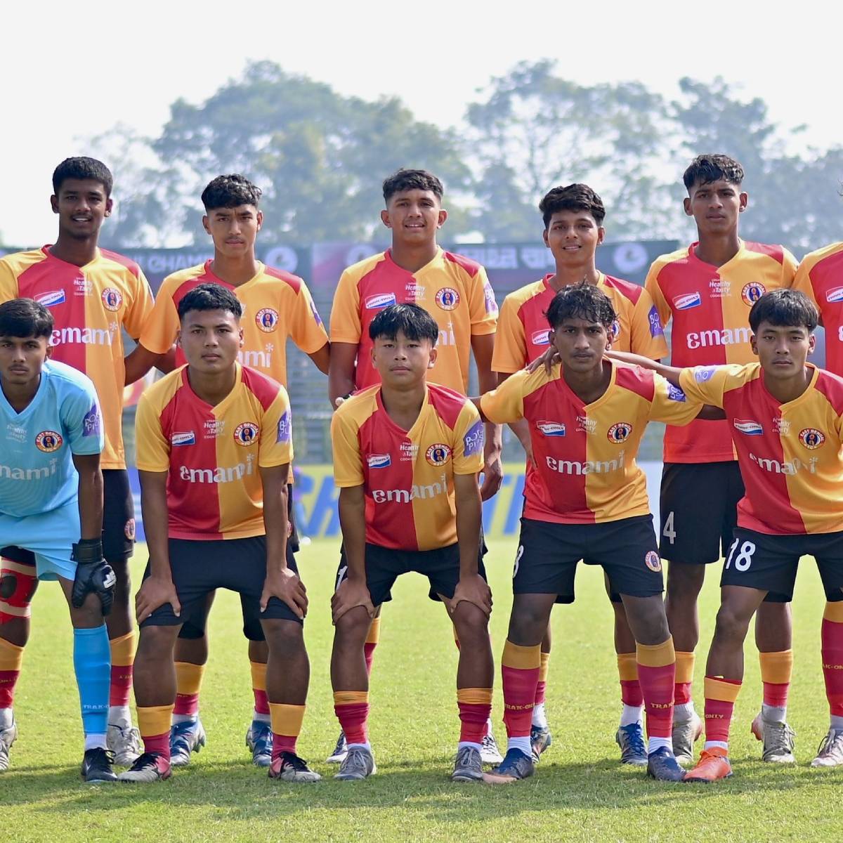 মাঝেমধ্যে দুই দলই আক্রমণে উঠে এলেও, গোলমুখ খোলার মত কোনও পরিস্থিতি তৈরি করতে পারেনি কোনও দলই। মাঝেমধ্যে দুই দলই আক্রমণে উঠে এলেও, গোলমুখ খোলার মত কোনও পরিস্থিতি তৈরি করতে পারেনি কোনও দলই।