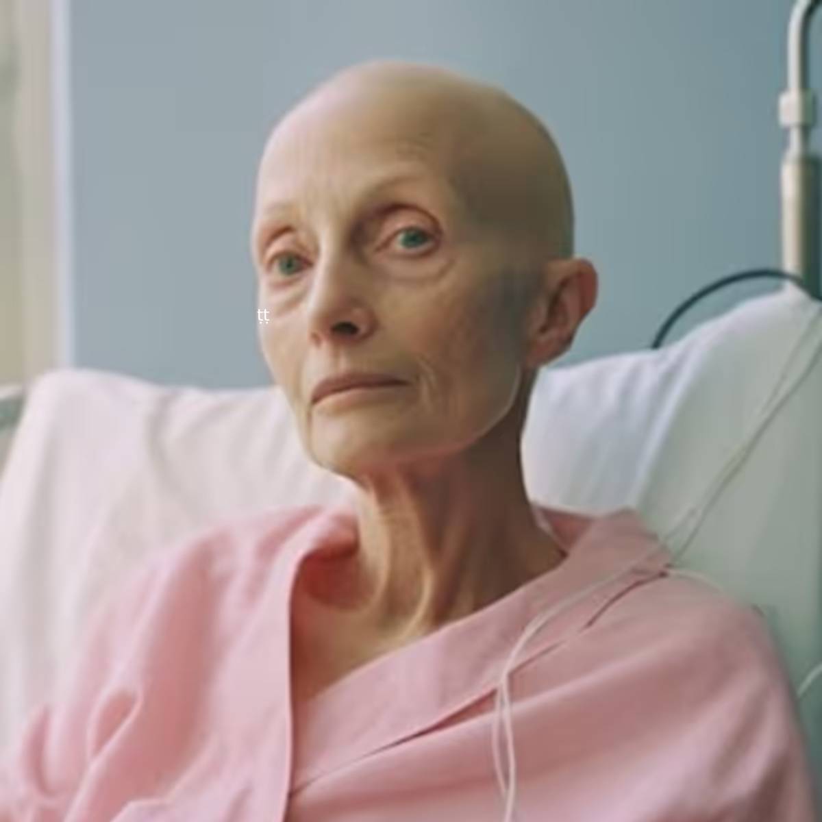 বলিউড সেলিব্রিটিদের পাশাপাশি সাধারণ মানুষের মধ্যেও ক্যান্সার দেখা যাচ্ছে। ক্যান্সার আপনার শরীরের যেকোনো অংশকে প্রভাবিত করতে পারে।