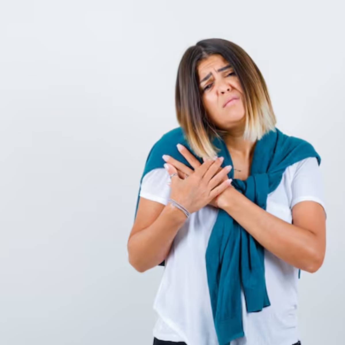 যদি আপনার পিরিয়ড অনিয়মিত হয়, তাহলে এটি ক্যান্সারের লক্ষণ হতে পারে। অনিয়মিত পিরিয়ড, ভারী পিরিয়ডের সময় অতিরিক্ত রক্ত প্রবাহের সাথে, বিপজ্জনকও হতে পারে।