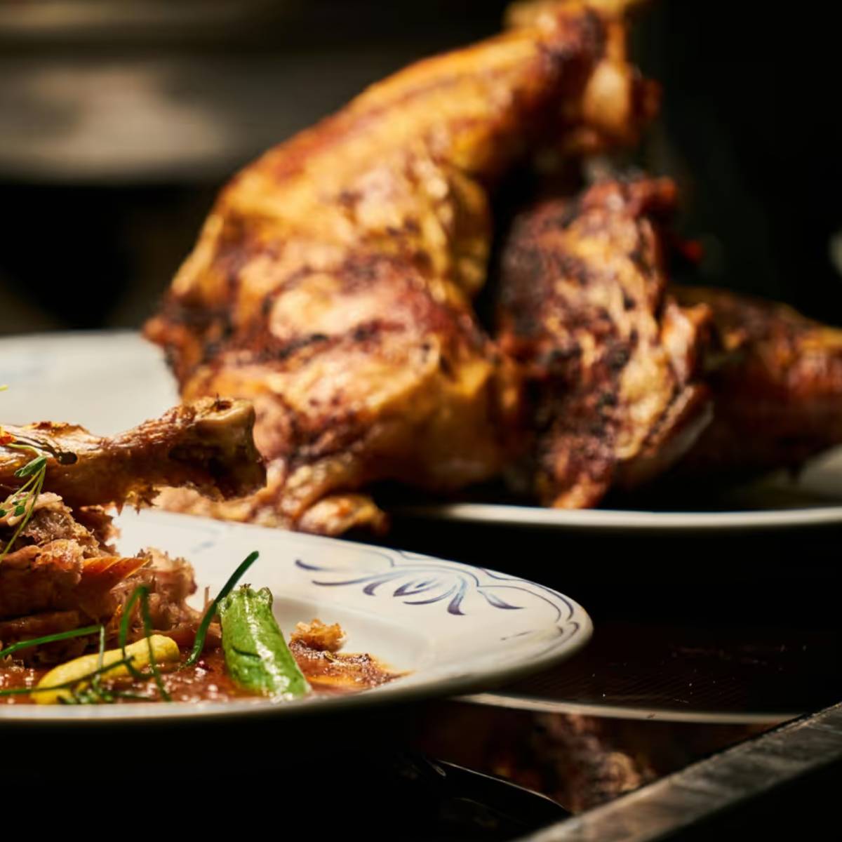 এতে নয়টি অপরিহার্য অ্যামিনো অ্যাসিড রয়েছে যা আমাদের শরীর নিজে থেকে তৈরি করতে পারে না। এতে নয়টি অপরিহার্য অ্যামিনো অ্যাসিড রয়েছে যা আমাদের শরীর নিজে থেকে তৈরি করতে পারে না।