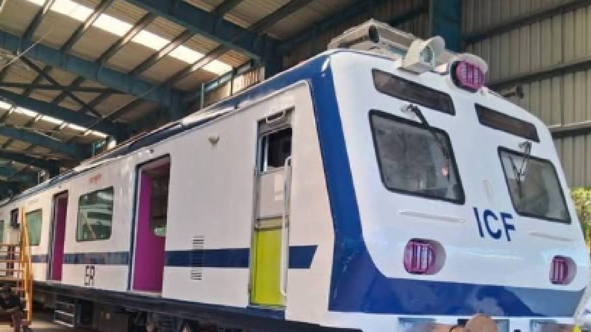 সেই ট্রেনটিই ফিরবে কৃষ্ণনগর থেকে শিয়ালদা