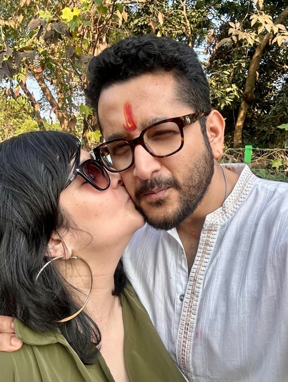 Parambrata Piya anniversary