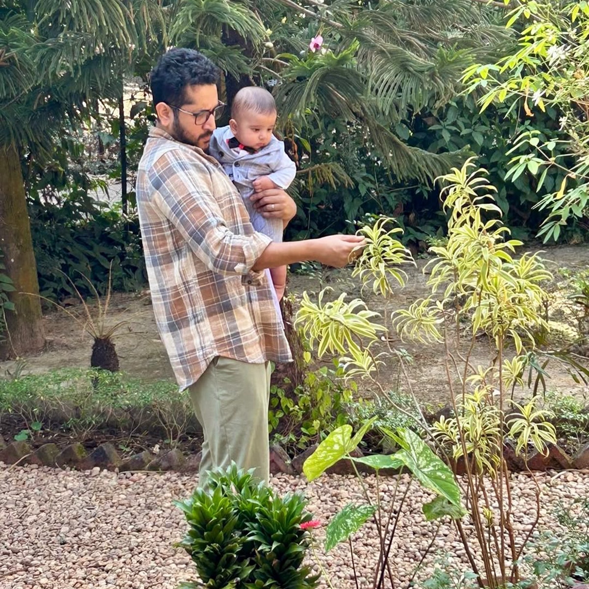 Parambrata Piya photos