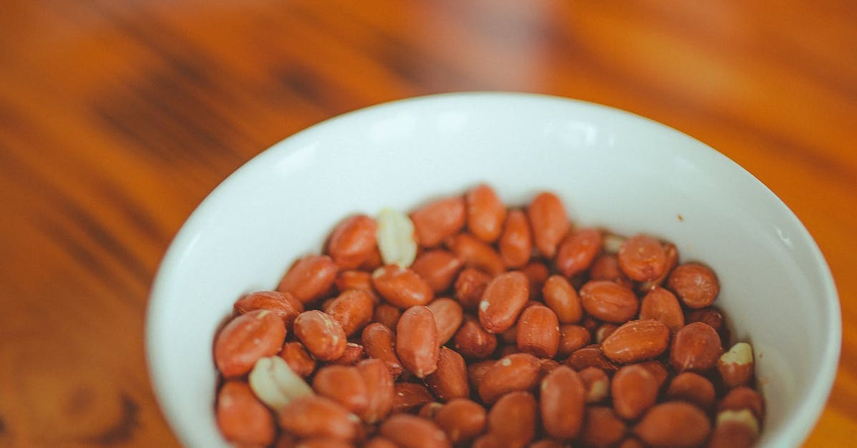 ভেজে রাখা বাদাম ভেজে রাখা বাদাম