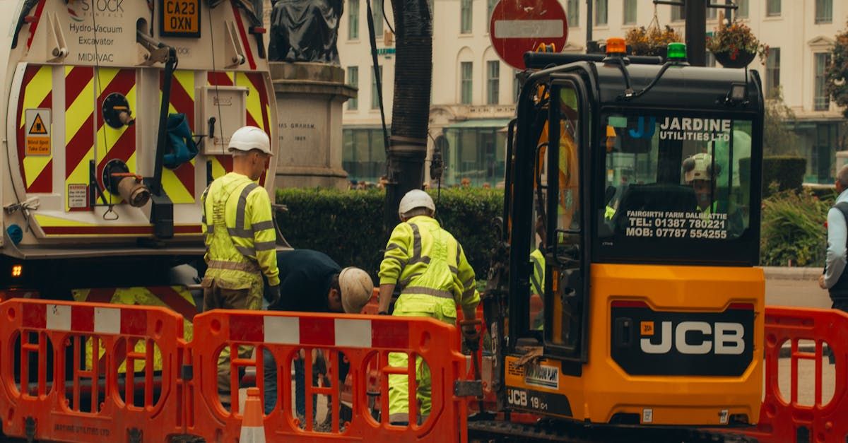 বড় কনস্ট্রাকশনের