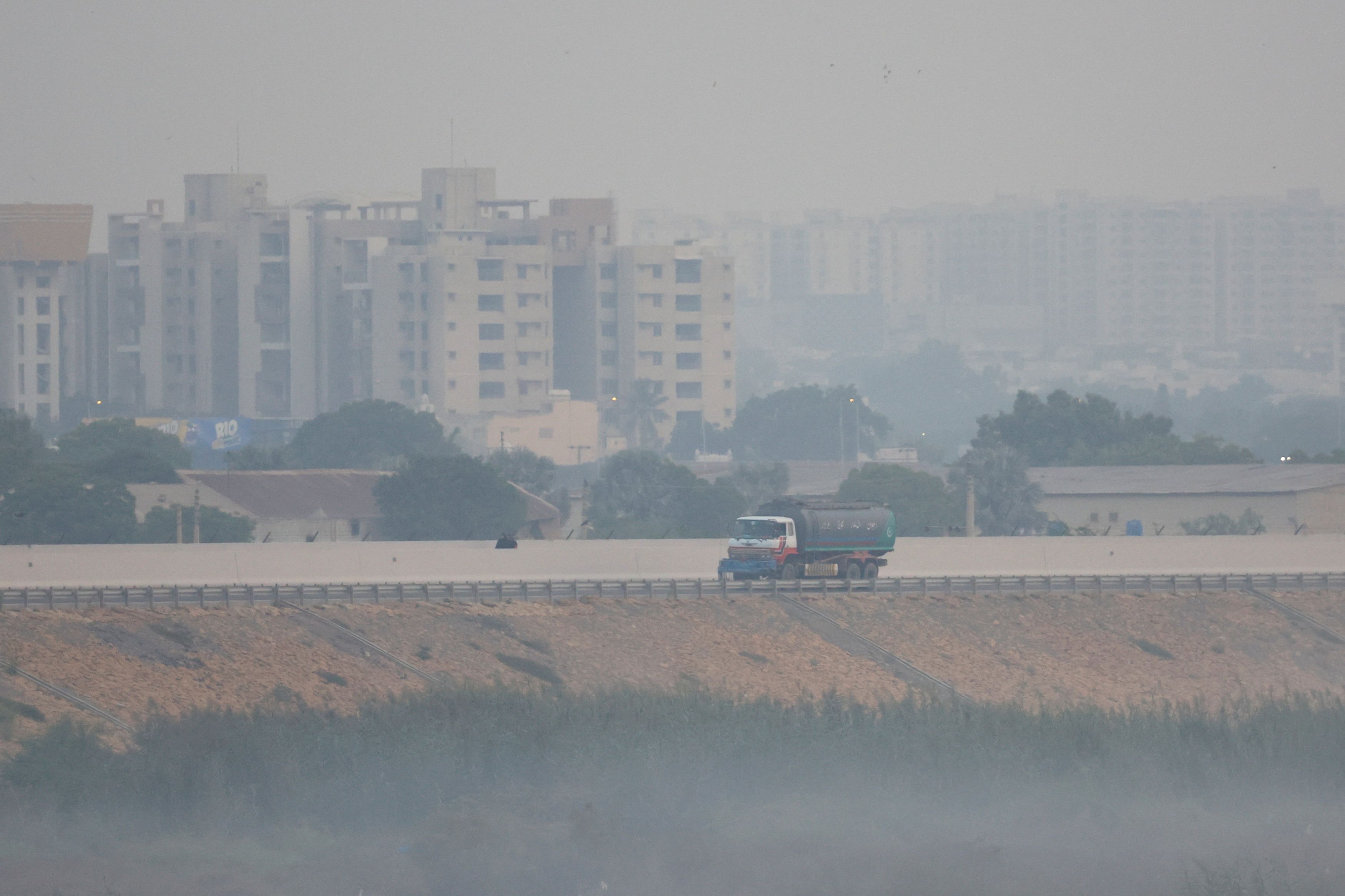 গুলেরিয়া সতর্ক করে বলেন