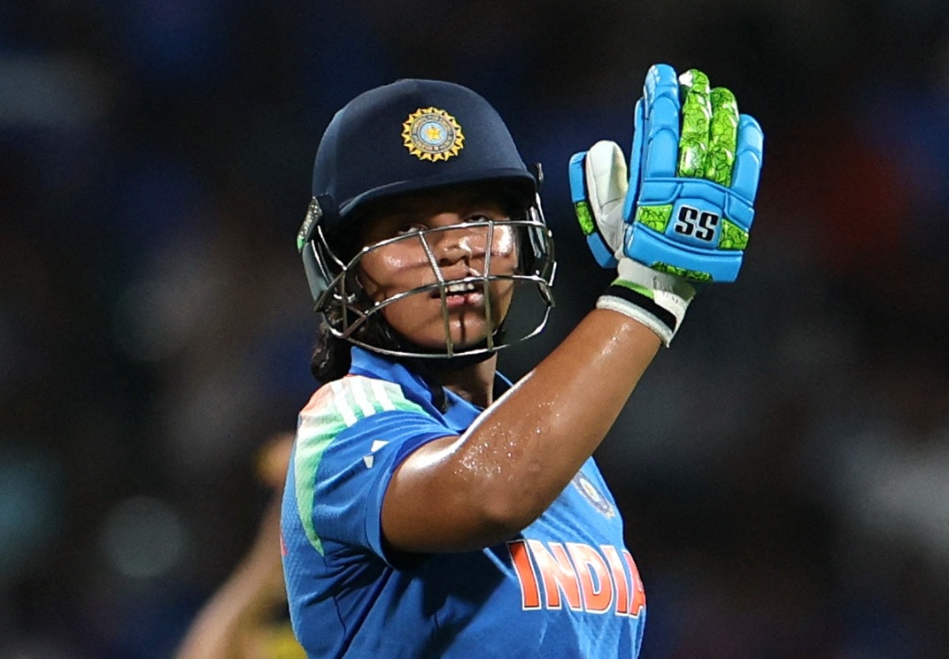 প্রথমবার বোর্ডের কেন্দ্রীয় বার্ষিক চুক্তির আওতায় প্রথমবার বোর্ডের কেন্দ্রীয় বার্ষিক চুক্তির আওতায়