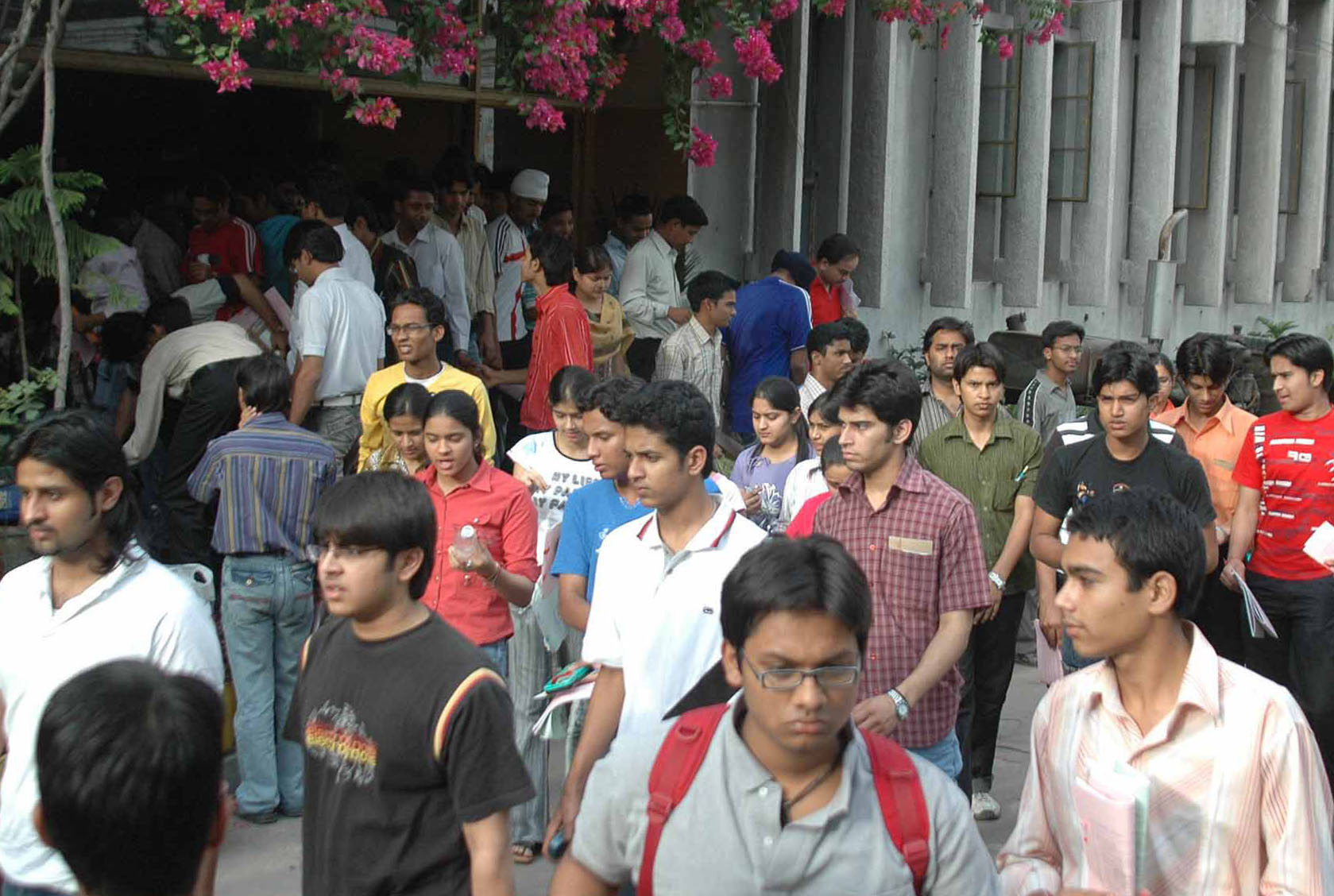 ফ্রি-শিপ প্রকল্পের জন্য যোগ্য হবেন না ফ্রি-শিপ প্রকল্পের জন্য যোগ্য হবেন না