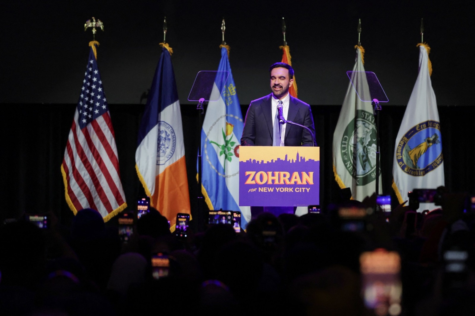 ট্রাম্পের আক্রমণ ট্রাম্পের আক্রমণ