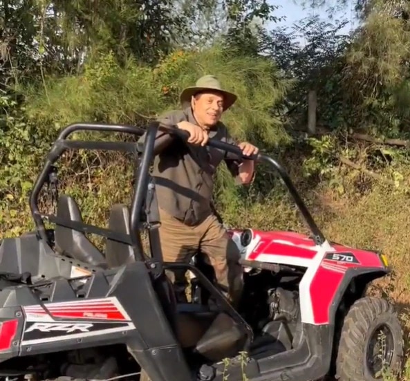 ধর্মেন্দ্র ধর্মেন্দ্র