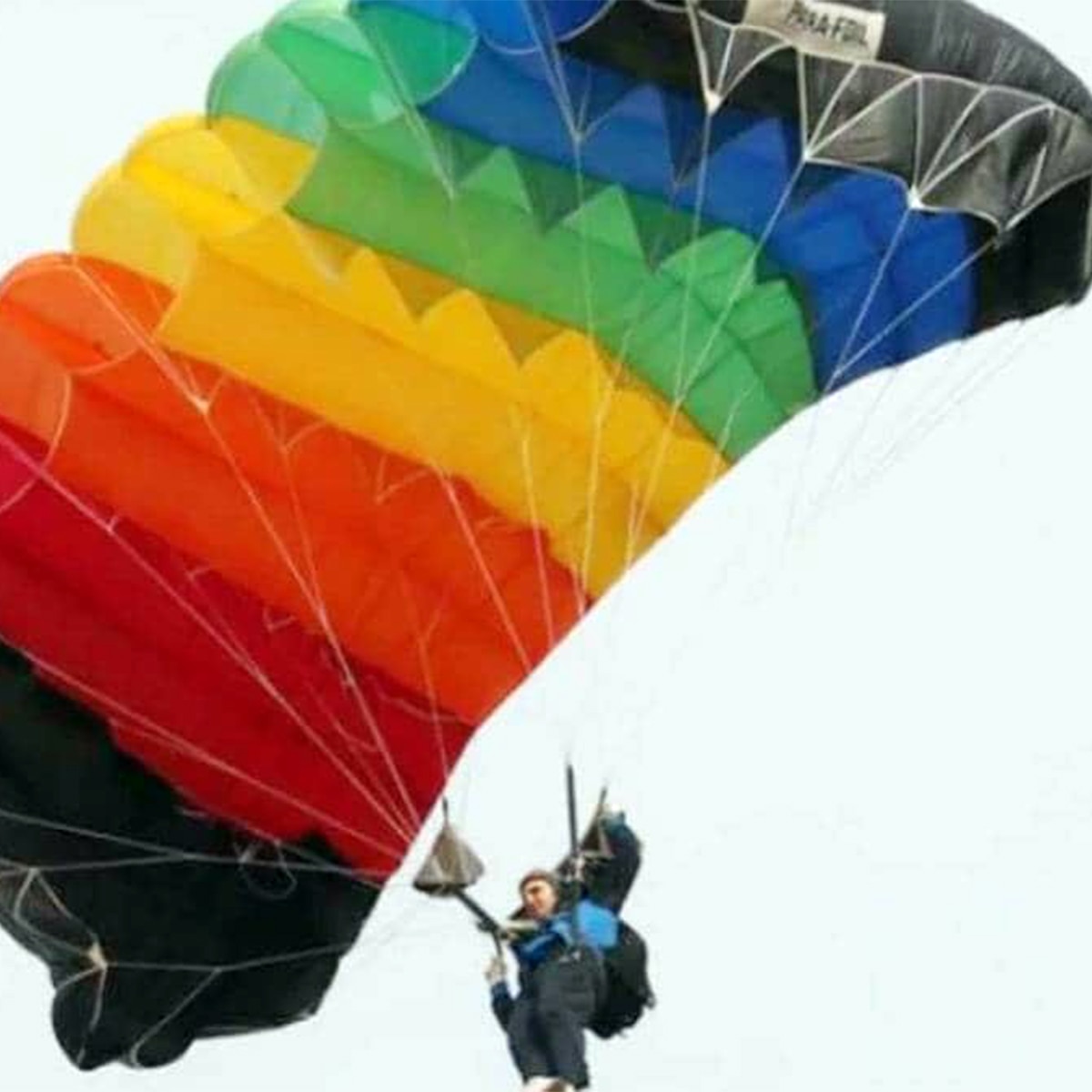 সিকিমে প্যারাগ্লাইডিং