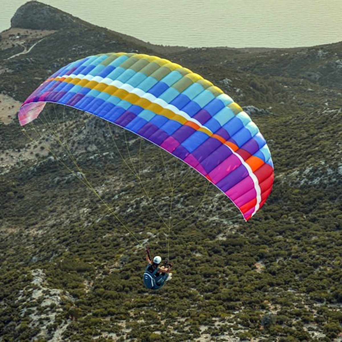 সিকিমে প্যারাগ্লাইডিং