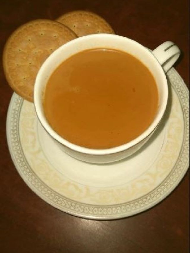 আধ কাপ জল আধ কাপ জল