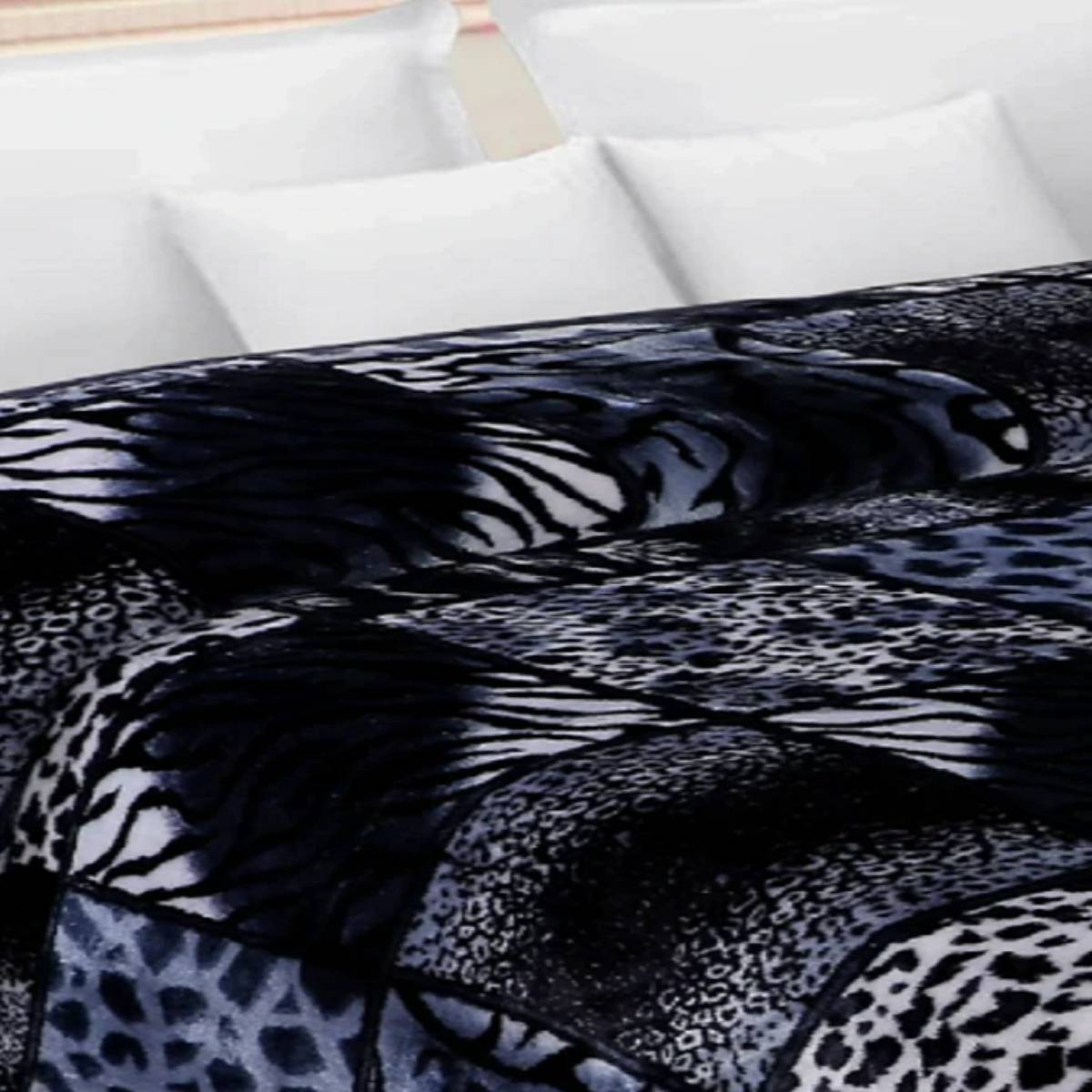 শীতকালে, যখন মানুষ ঠান্ডা থেকে বাঁচতে চায়, তখন তারা তাৎক্ষণিকভাবে তাদের কম্বল এবং লেপগুলি বের করে সেগুলো দিয়ে নিজেদের ঢেকে রাখে। কখনও কখনও শীত এত তীব্র হতে পারে যে তাদের কম্বল বা লেপ থেকে বের হতেও ইচ্ছে করে না।