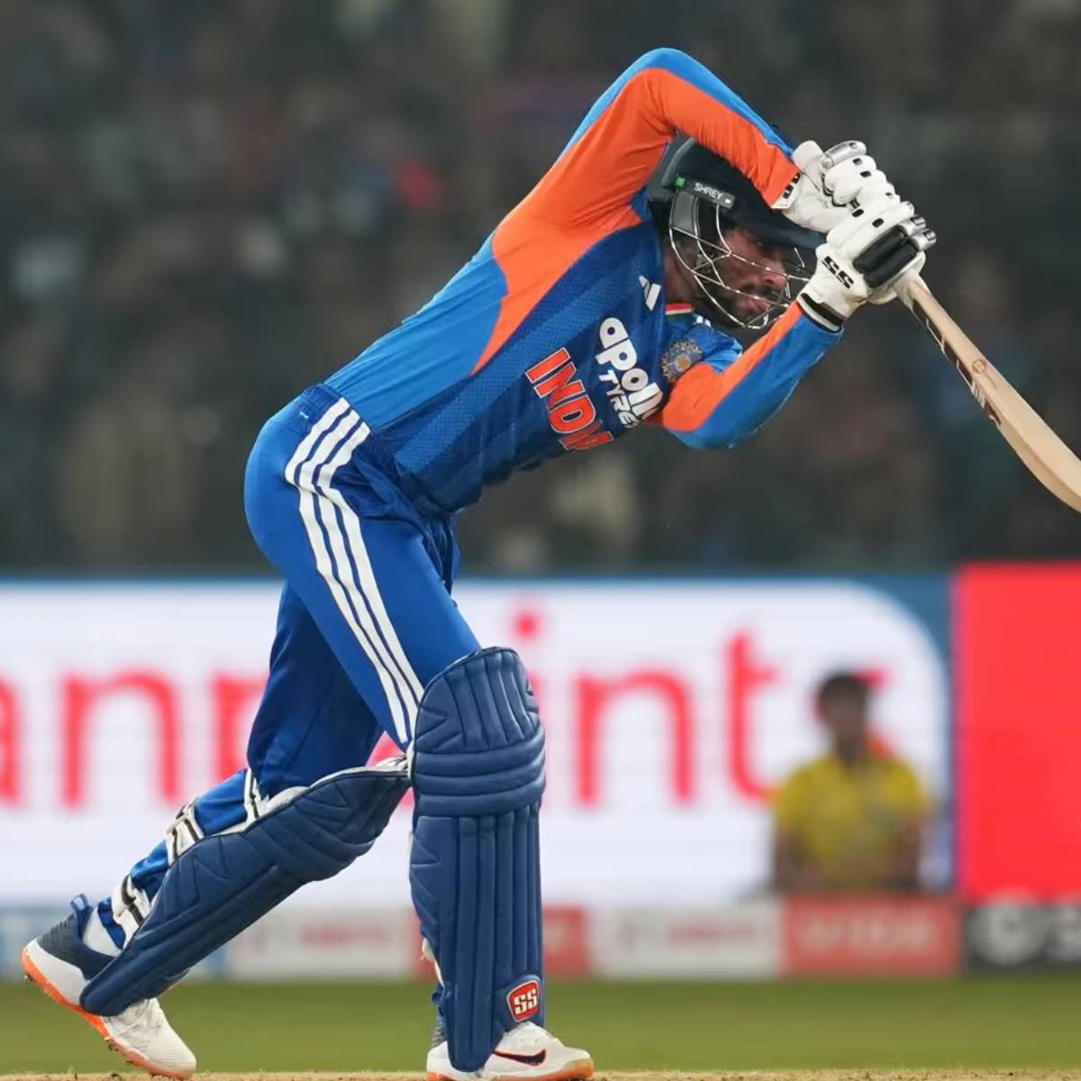 ভারত প্রথমে ব্যাট করে, এবং তিলক ভার্মা তার ১০০০তম রান পূর্ণ করেন। ভারত প্রথমে ব্যাট করে, এবং তিলক ভার্মা তার ১০০০তম রান পূর্ণ করেন।