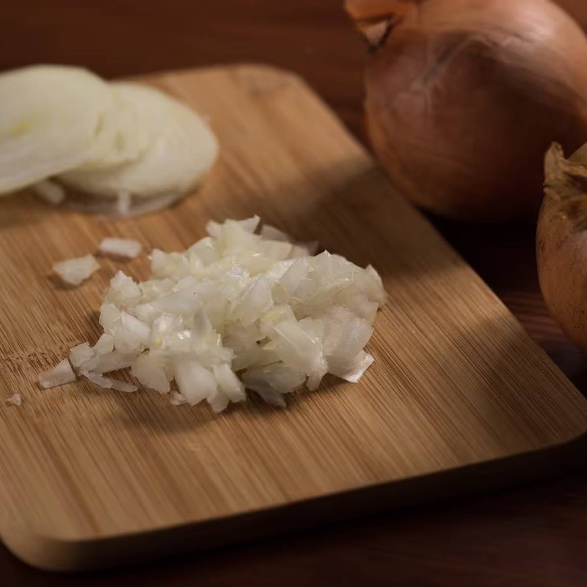 আমরা প্রায়ই ভাবি কেন পেঁয়াজ এবং রসুনকে সাত্ত্বিক খাবার বলা হয় না। প্রেমানন্দ মহারাজও এই প্রশ্নের উত্তর দিয়েছেন। আমরা প্রায়ই ভাবি কেন পেঁয়াজ এবং রসুনকে সাত্ত্বিক খাবার বলা হয় না। প্রেমানন্দ মহারাজও এই প্রশ্নের উত্তর দিয়েছেন।