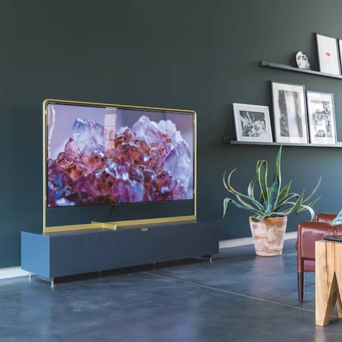 আপনি যদি সস্তায় স্মার্ট টিভি কিনতে চান, তাহলে এই সেলের সুবিধা নিতে পারেন। আগামী দিনে স্মার্ট টিভির দাম বাড়তে চলেছে।