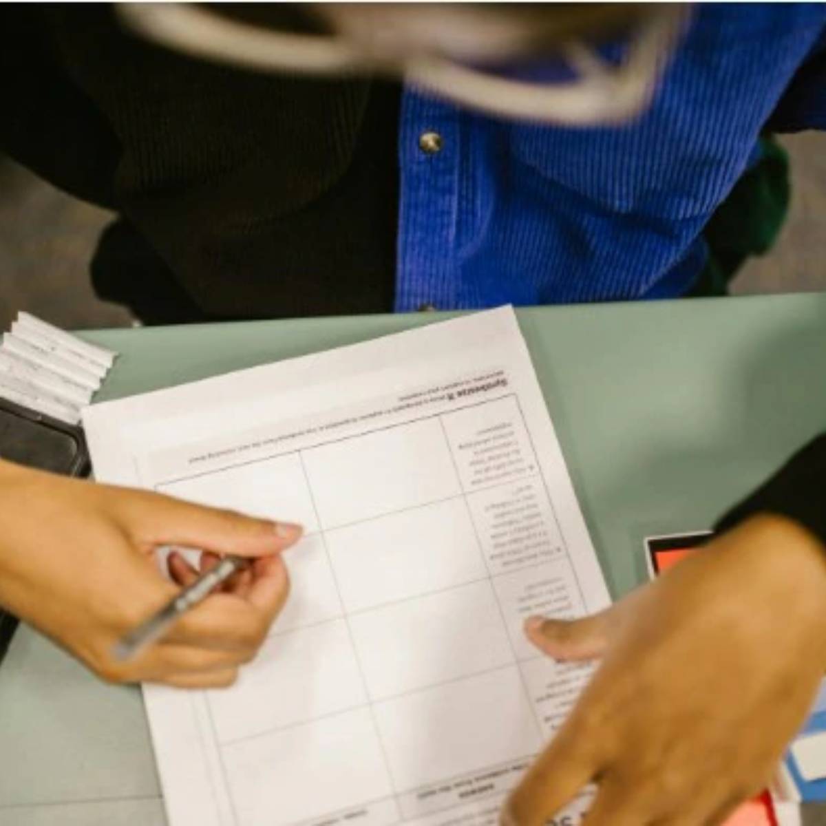 উত্তর লেখার সময়, যেখানে প্রয়োজন সেখানে ফ্লোচার্ট, টেবিল এবং জয়াগ্রাম আকুন। শিক্ষকরা প্রারাই ভালো নম্বর দেন যদি আপনি এটি করেন।