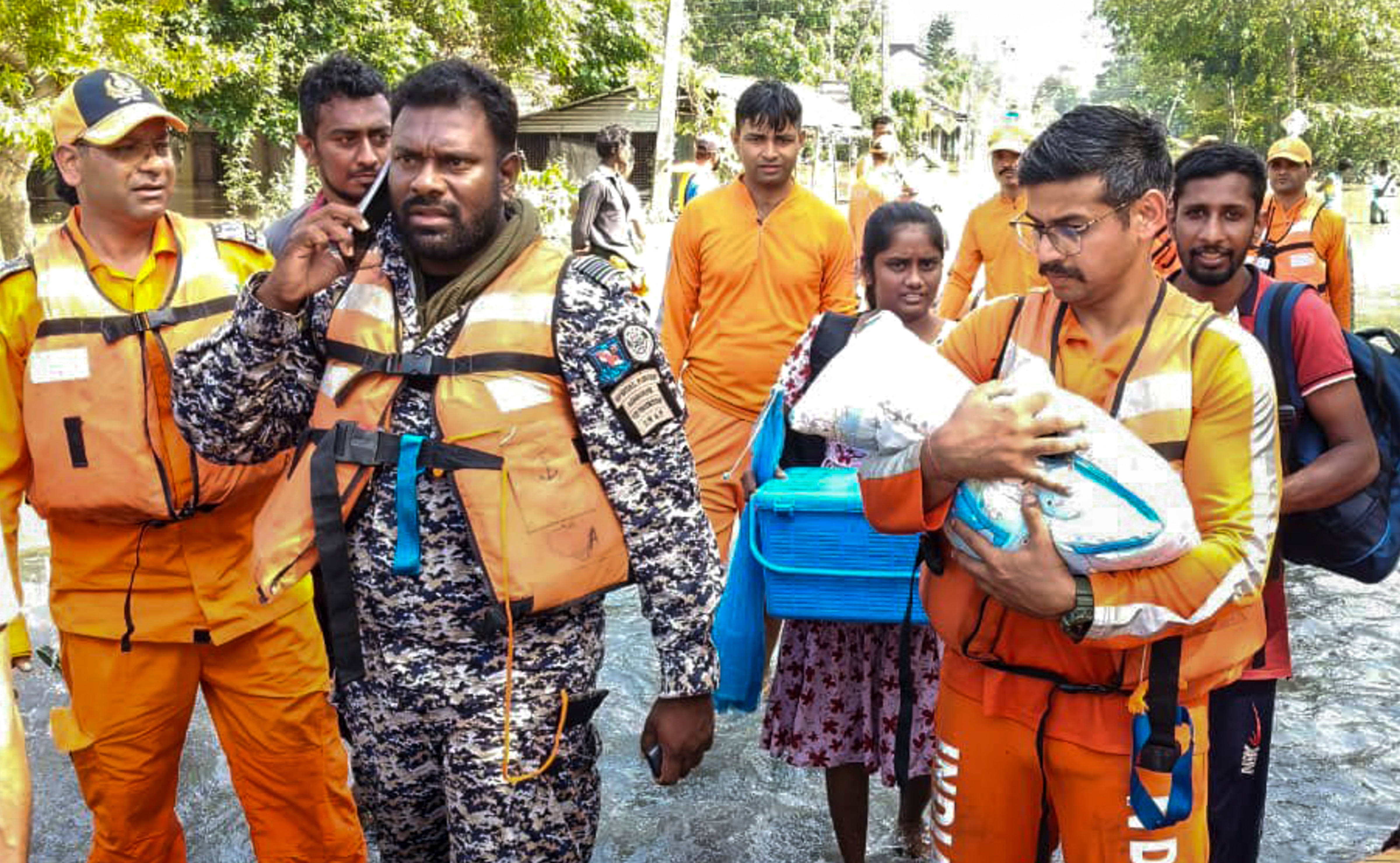 আপৎকালীন আপৎকালীন