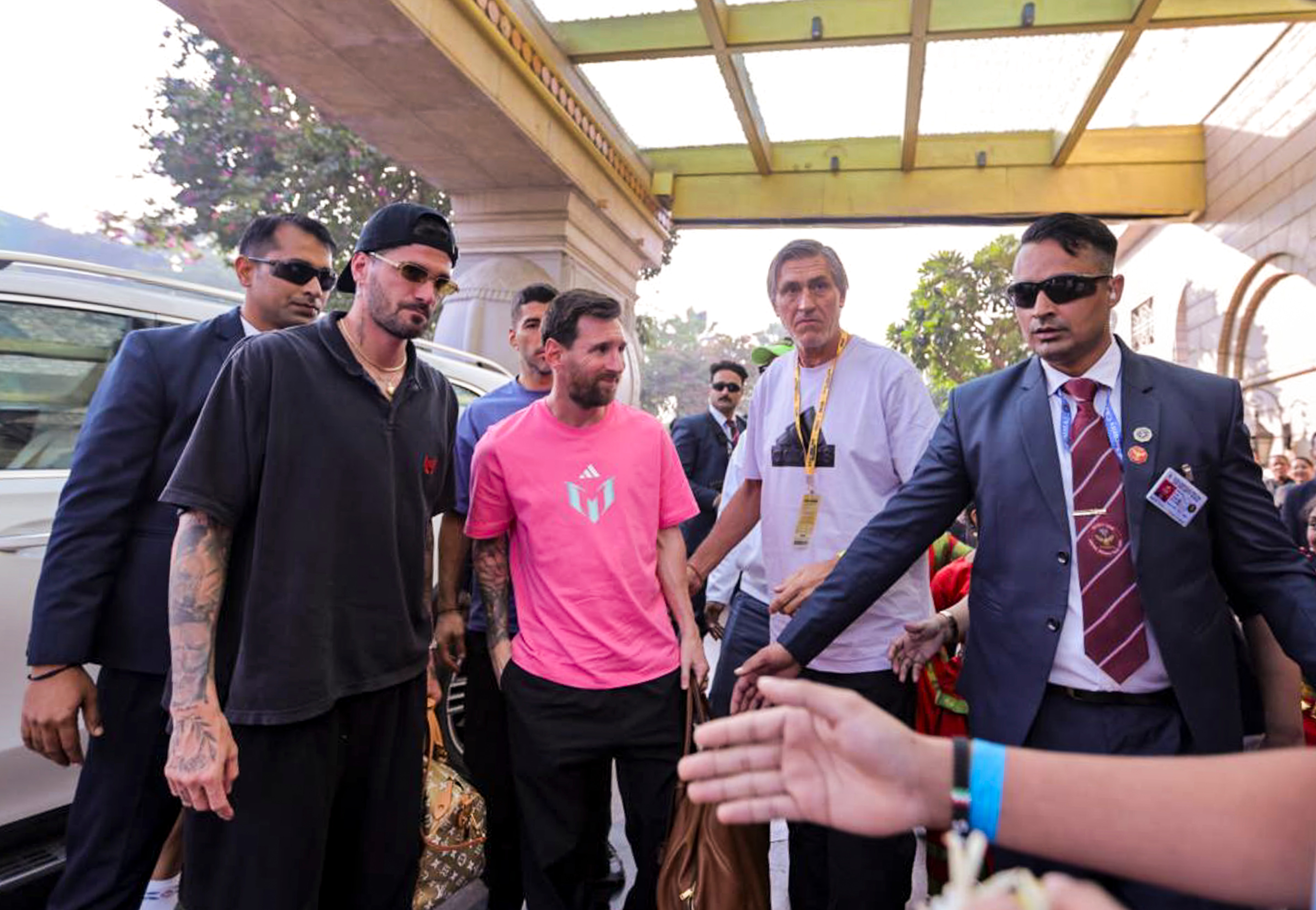  রীতিমতো আপ্লুত মেসি