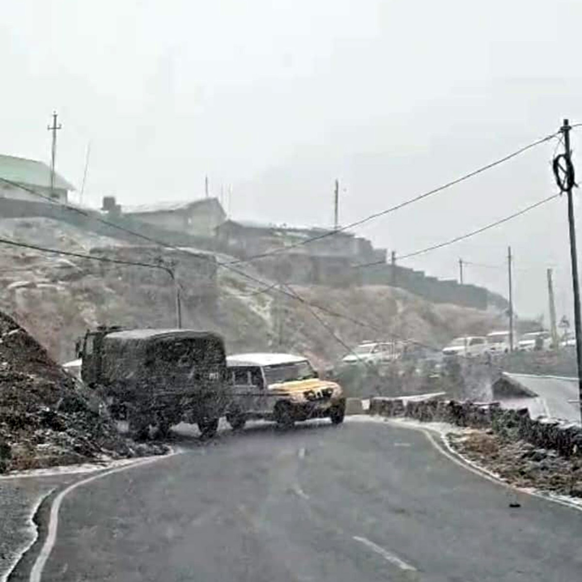 দার্জিলিঙে তুষারপাত দার্জিলিঙে তুষারপাত