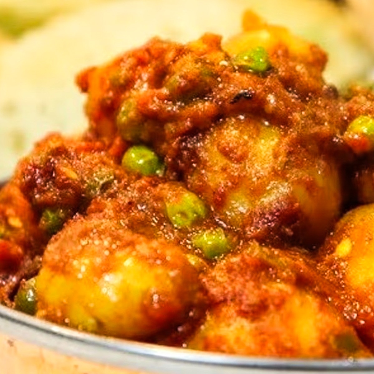 আলুর দম, বাসন্তী পোলাও