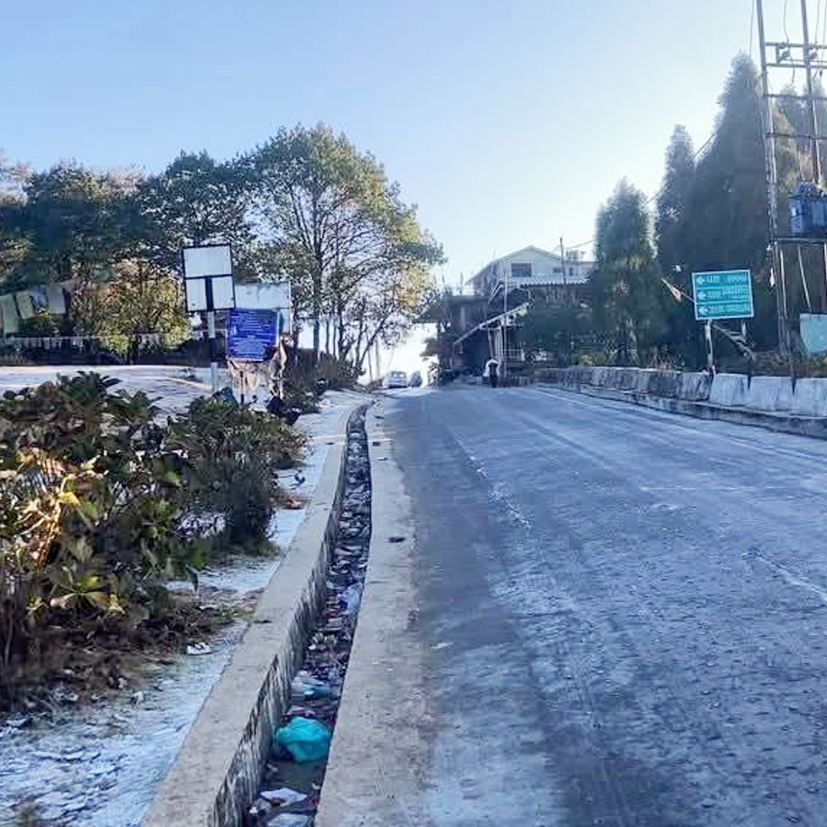 দার্জিলিঙে তুষারপাত দার্জিলিঙে তুষারপাত