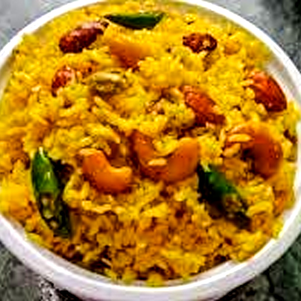 আলুর দম, বাসন্তী পোলাও