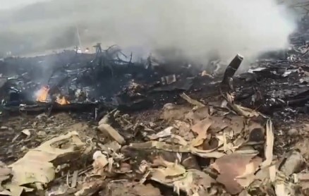 একটি জনসভায় ভাষণ দিতে যাচ্ছিলেন অজিত পাওয়ার