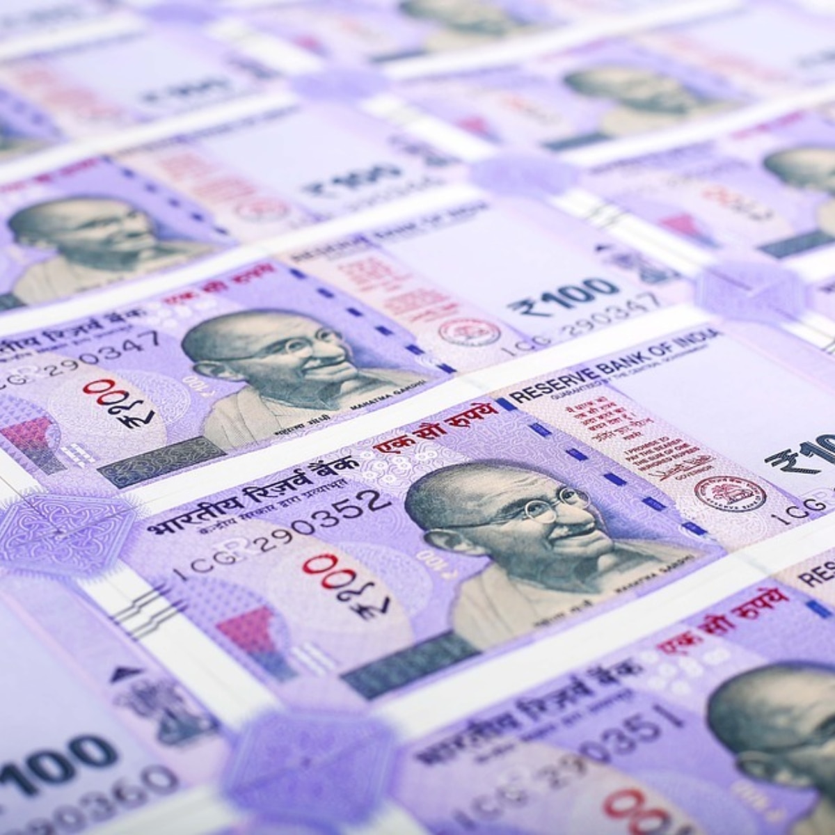 ৫০০ টাকার নোট কে ছাপায়?