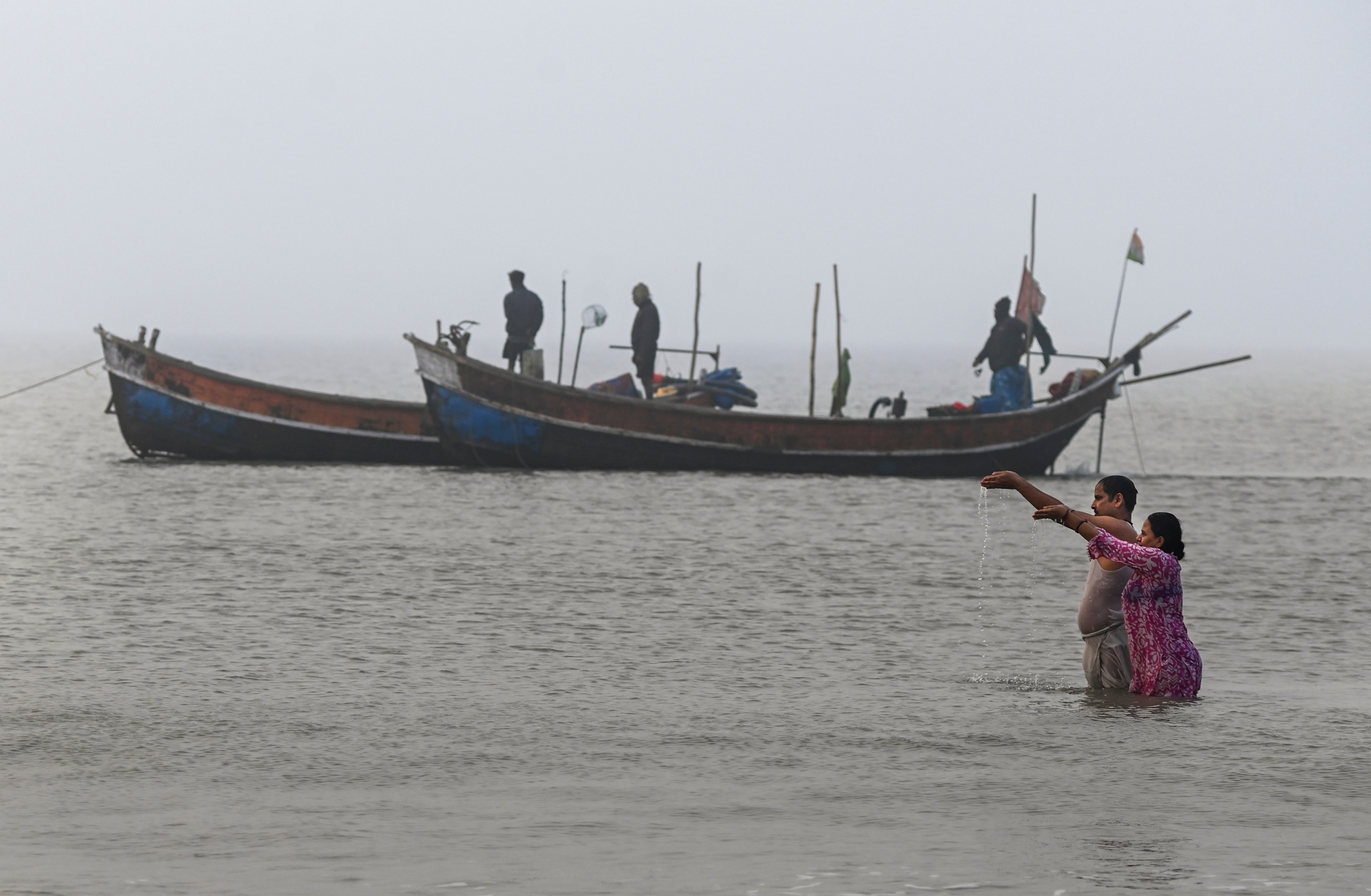 লক্ষ লক্ষ ভক্তের সমাগম