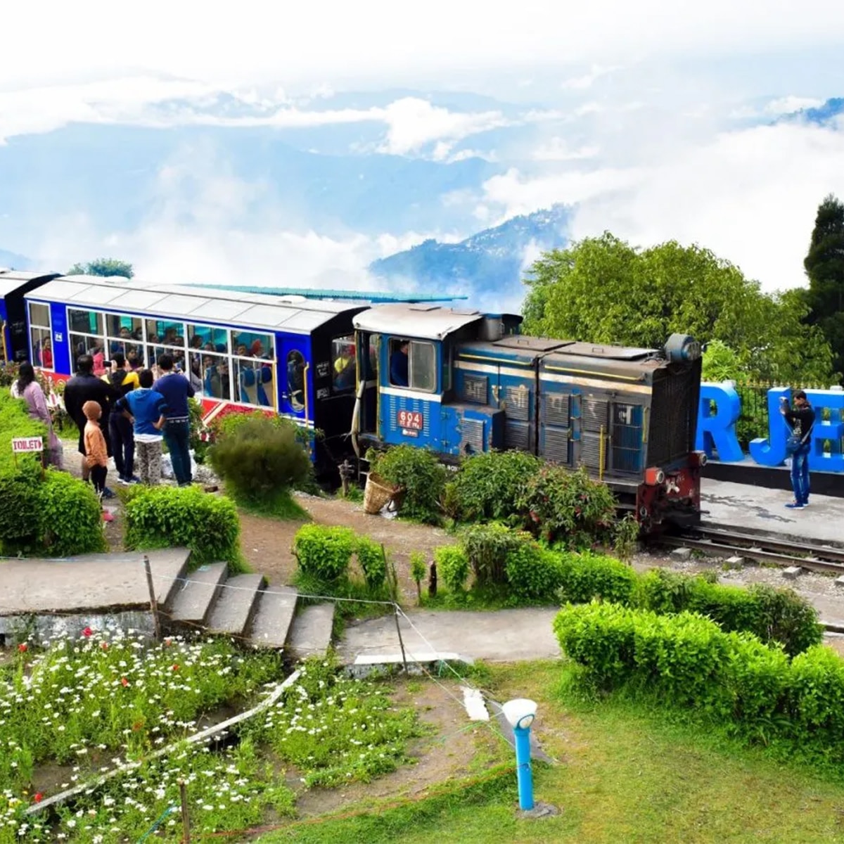 টয়ট্রেন