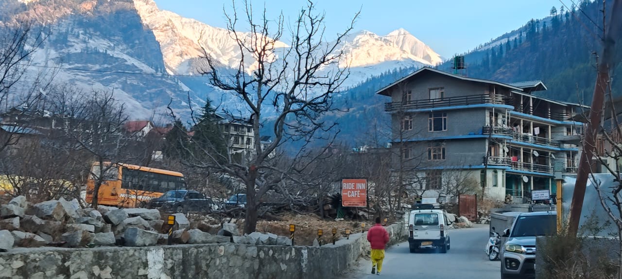 একবারে অন্যরকম একটা সৌন্দর্যের সাক্ষী হচ্ছেন
